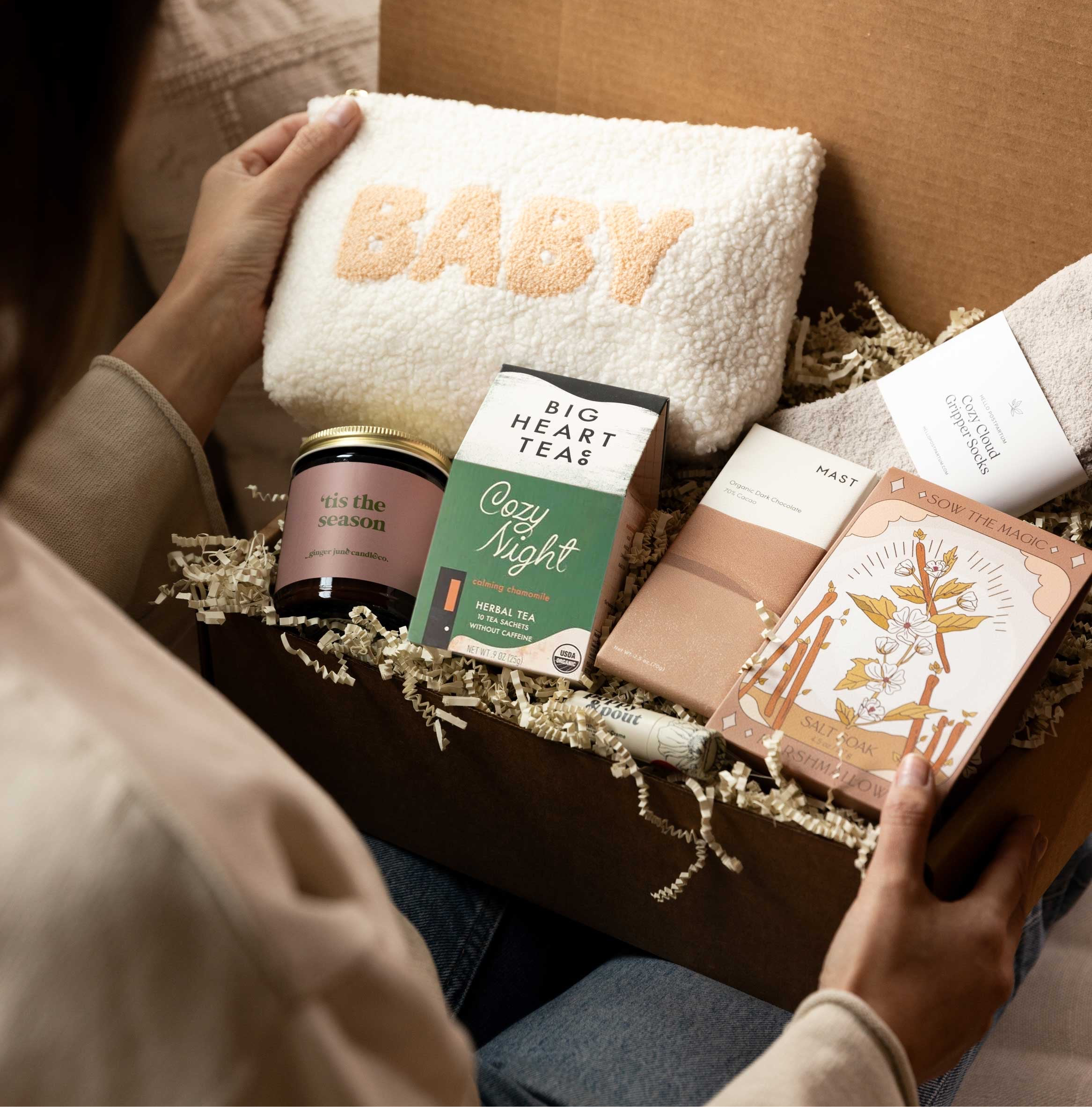 New Mom Holiday Gift Box (Limited Edition)