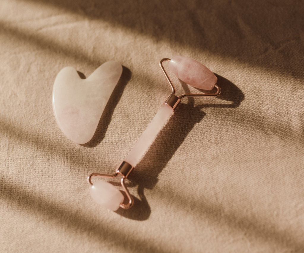 gua sha and jade roller